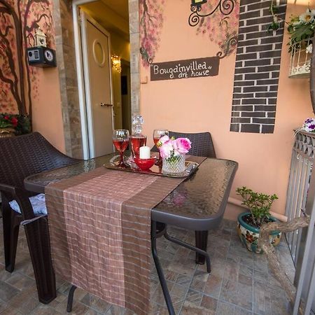 קלמאטה Bougainvillea House 1 מראה חיצוני תמונה
