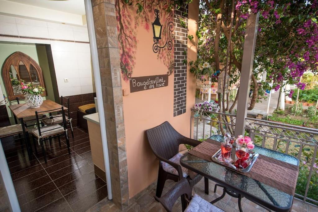 קלמאטה Bougainvillea House 1 מראה חיצוני תמונה